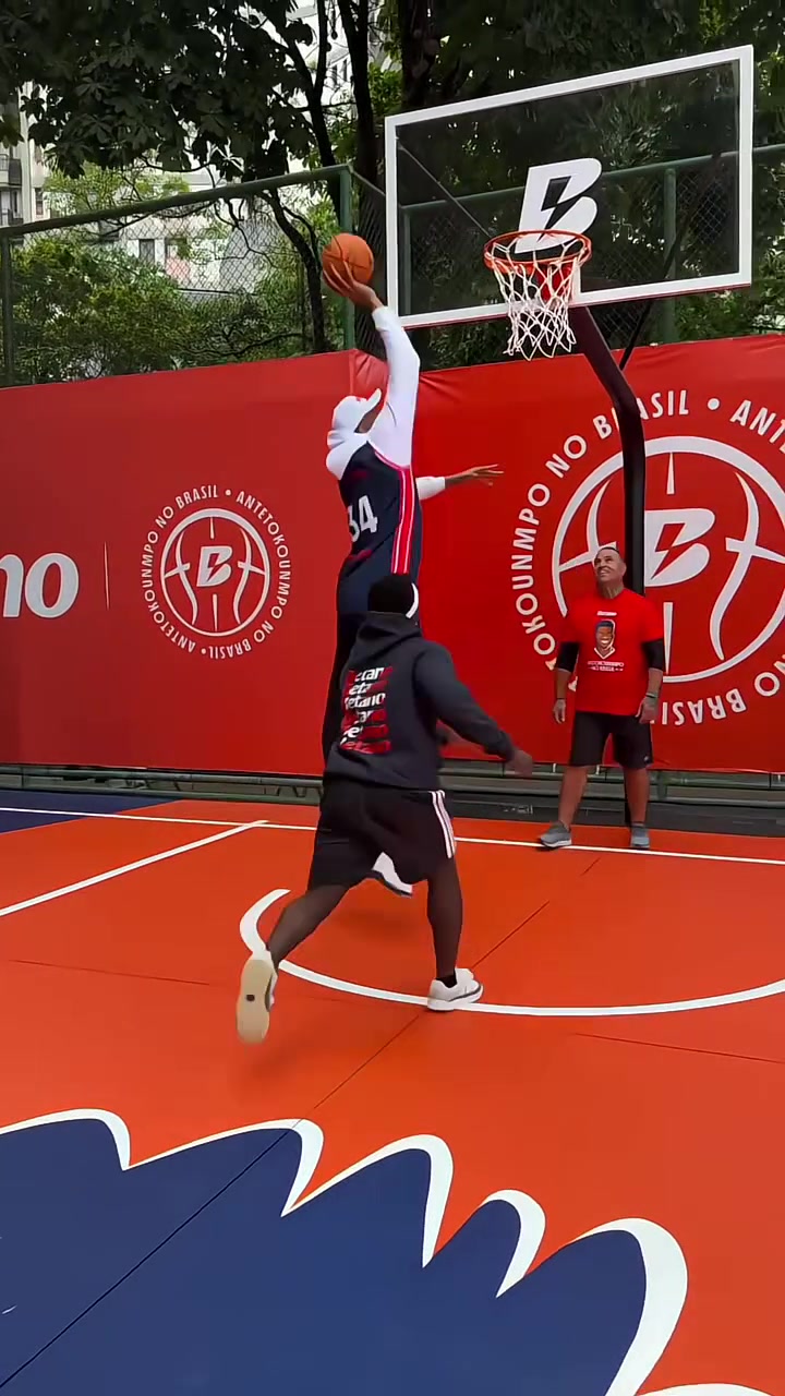 NG娱乐-字母哥新星重要助攻表现突出，澳大利亚队前途光明！的简单介绍