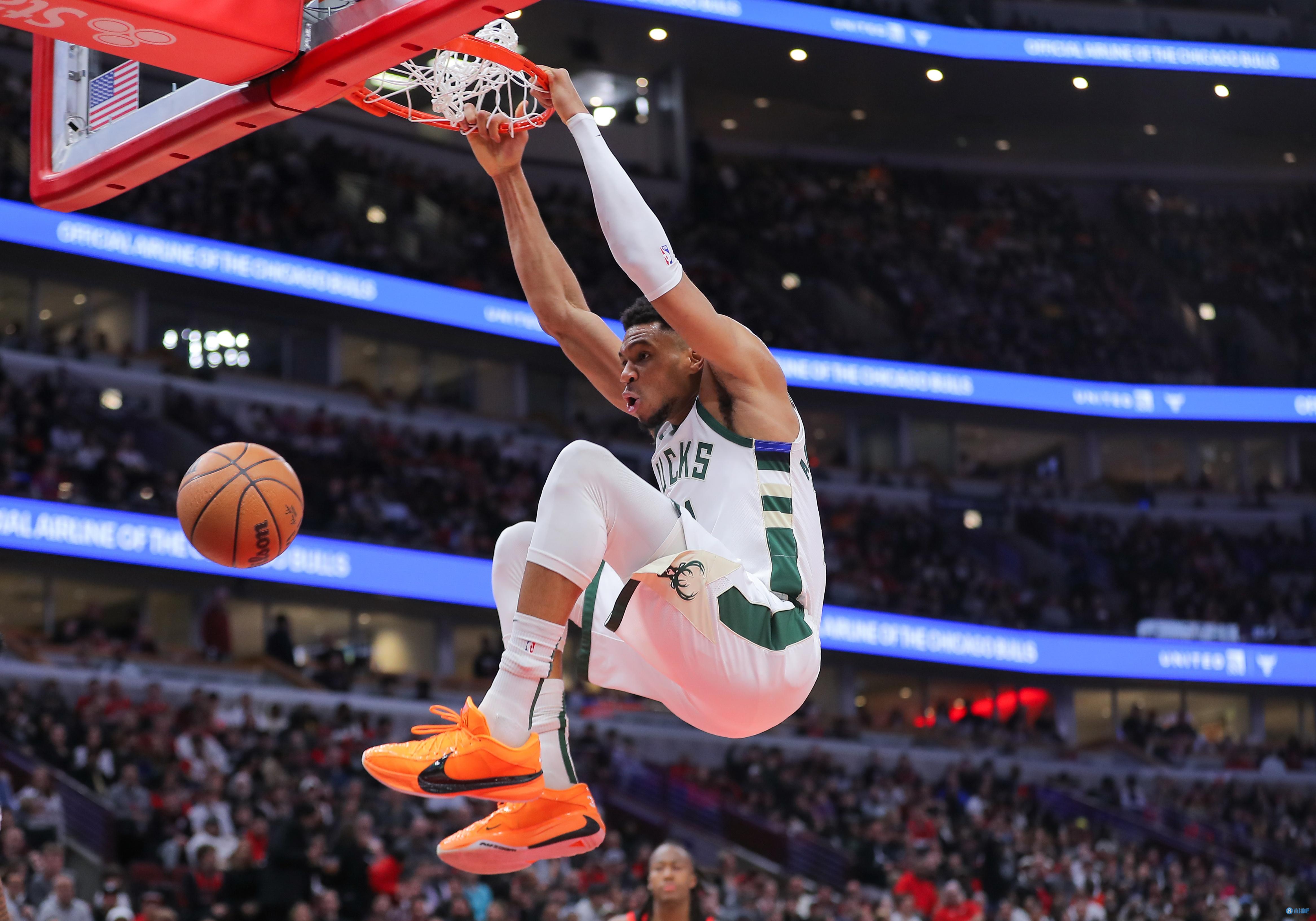 NG SPORTS-字母哥迎来三赛季高光表现，法国队球迷沸腾！的简单介绍