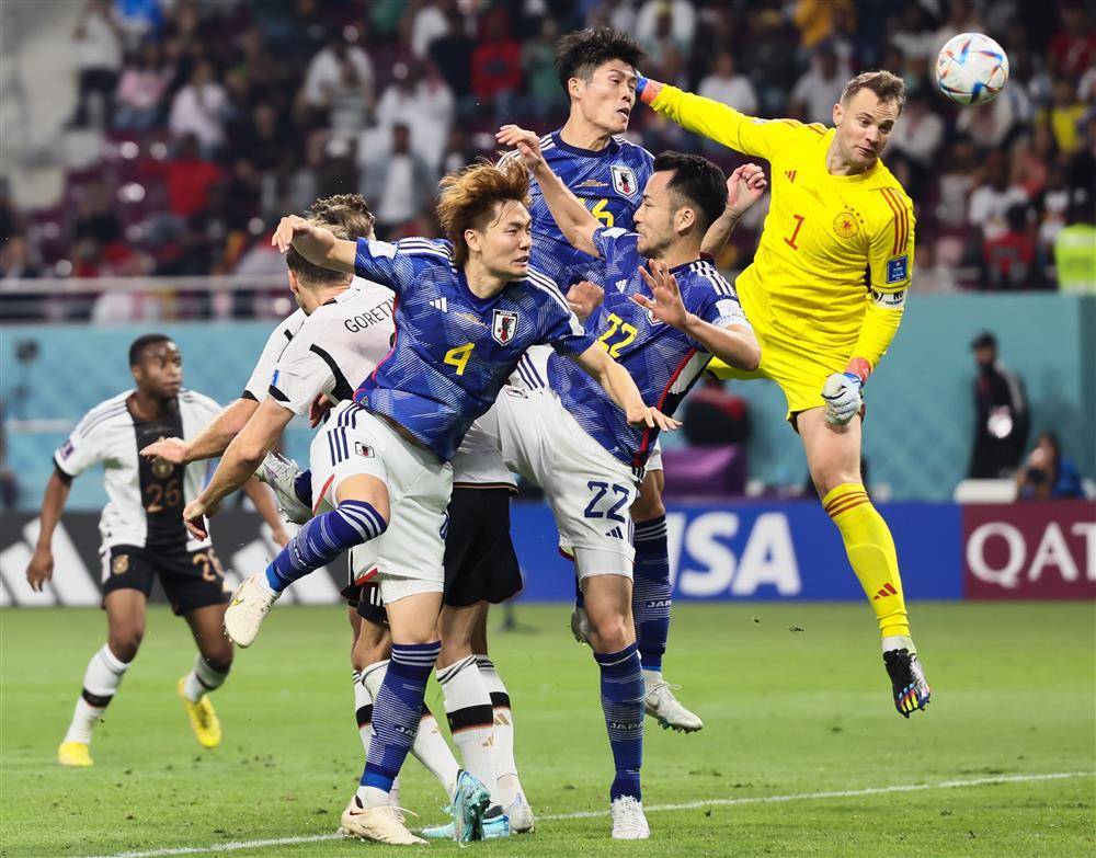 NG SPORTS-西亚卡姆爆冷击败日本队，精彩发挥引爆全场！的简单介绍